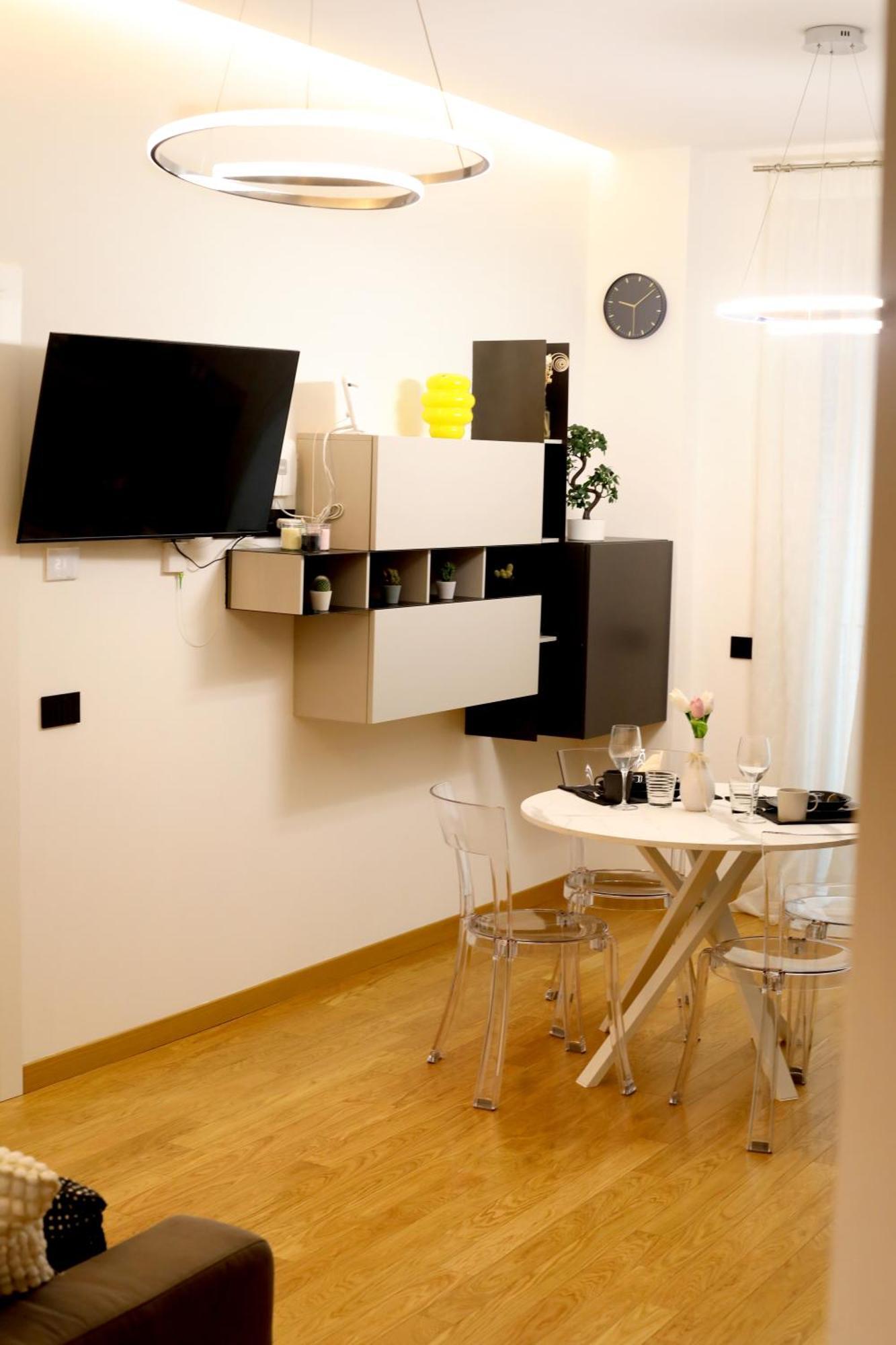 Apartment A Touch Of Elegance